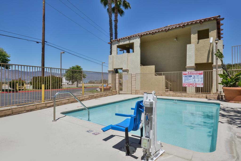 Quality Inn Lake Elsinore I-15 Dış mekan fotoğraf