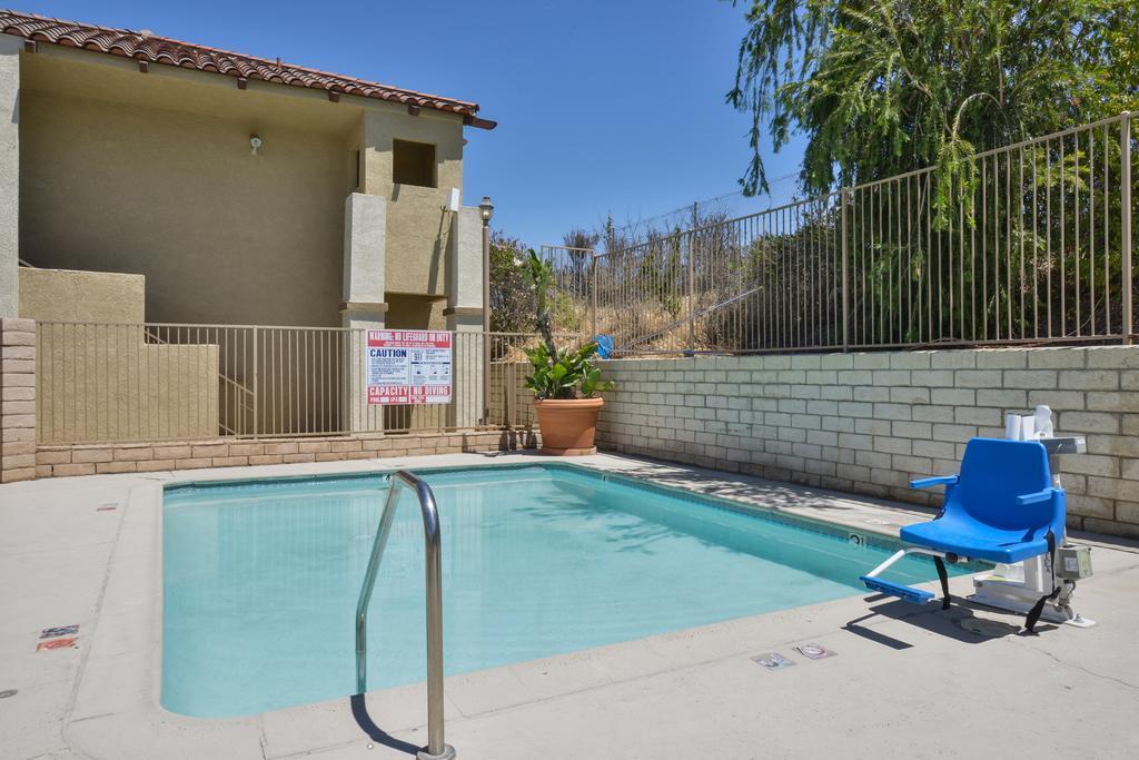 Quality Inn Lake Elsinore I-15 Dış mekan fotoğraf